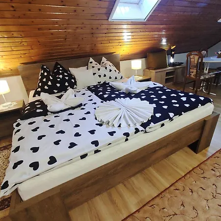 Appartement Era Apartmanhaz *