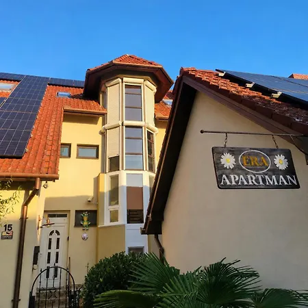 Era Apartmanhaz Appartement *