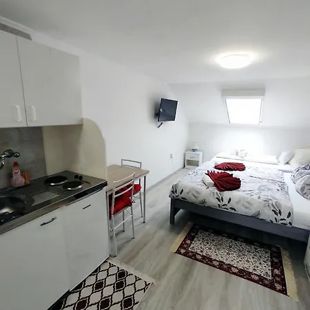 Appartement Era Apartmanhaz *